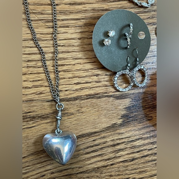 Silver Heart Layered Necklace Stack Jewelry Bundle Bracelets Earrings - Picture 5 of 10